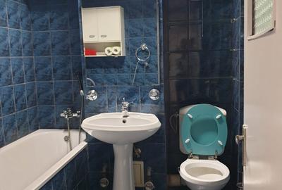 Apartament cu 3 camere decomandat în Decebal - 4