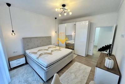 Apartament cu 3 camere decomandat, mobilat în Central