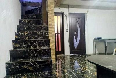 Casă cu 3 camere în Central