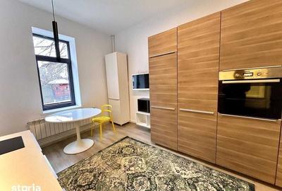 Casă cu 4 camere cu Teren 200 Mp în Central - 8