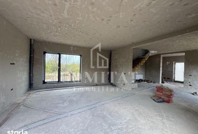 Casă cu 6 camere cu Teren 1103 Mp în Ciurila - 1