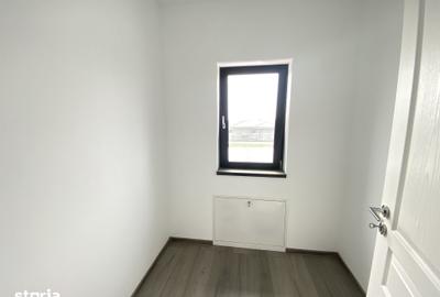 Casă cu 5 camere cu Teren 322 Mp în Săcălaz