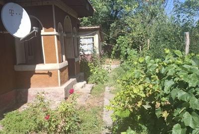 Casă cu 2 camere în Lehliu