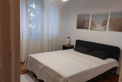 Apartament cu 2 camere semidecomandat în 1 Mai