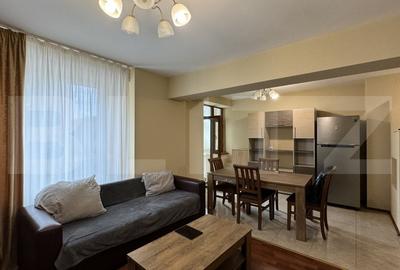 Apartament cu 2 camere decomandat, mobilat în Central