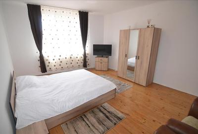 Apartament cu 2 camere decomandat în Bartolomeu
