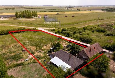 Casă cu 3 camere cu Teren 3014 Mp în Gepiu - 4