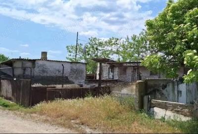 Teren de 222 mp, în Central - 2