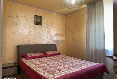 Casă cu 4 camere cu Teren 720 Mp în Central