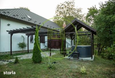 Casă cu 7 camere cu Teren 3515 Mp în Deda - 3