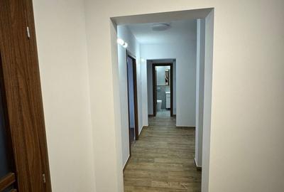 Apartament cu 3 camere decomandat în Podu Roș - 3