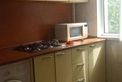 Apartament cu 2 camere decomandat în Berceni