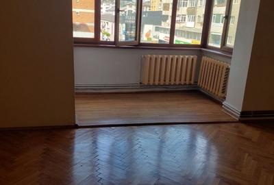 Apartament cu 2 camere decomandat în Central - 3