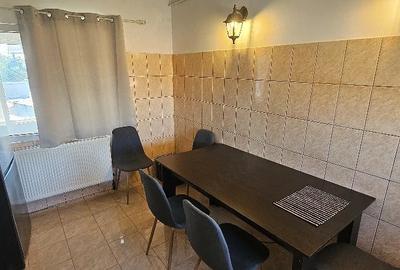 Garsonieră decomandată în Sud