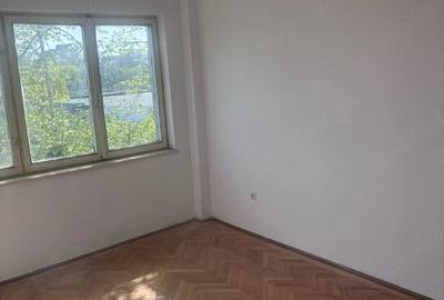 Apartament cu 2 camere semidecomandat în Central - 2