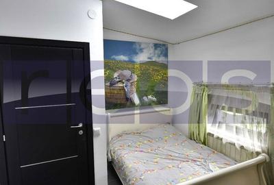 Casă cu 5 camere cu Teren 117 Mp în Vatra Luminoasă