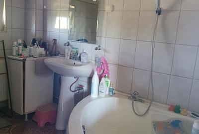 Casă cu 6 camere cu Teren 1032 Mp în Nicolae Bălcescu