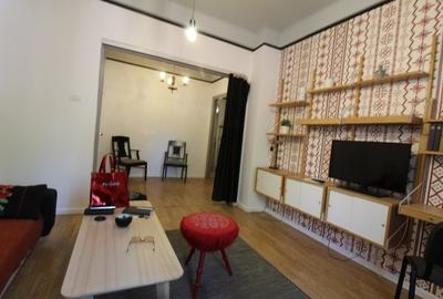 Apartament cu 3 camere decomandat, mobilat în Unirii - 1