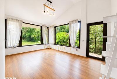 Casă cu 8 camere cu Teren 1360 Mp în Sud