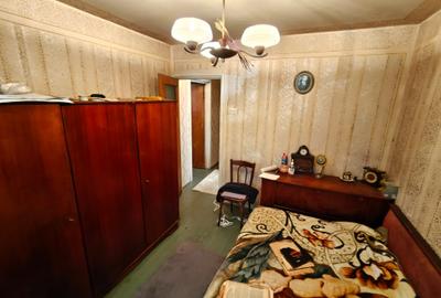Apartament cu 3 camere decomandat în 1 Decembrie 1918 - 12