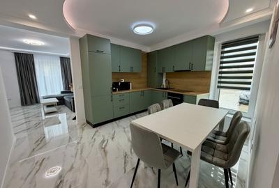 Apartament cu 2 camere decomandat, mobilat în Central