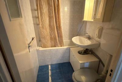 Apartament cu 2 camere semidecomandat în 1 Mai