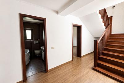 Casă individuală cu 7 camere cu Teren 380 Mp în Giroc - 3