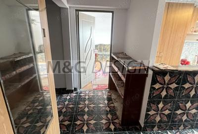 Apartament cu 3 camere decomandat în Girocului - 15