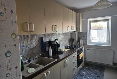 Apartament cu 2 camere decomandat în Micălaca