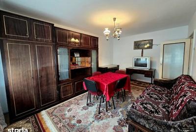 Apartament cu 4 camere în Micro 16