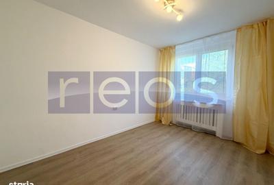 Apartament cu 3 camere semidecomandat în Gara de Nord