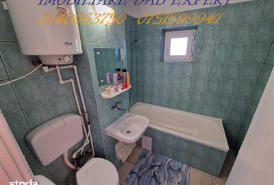 Apartament cu 3 camere în Micro 17 - 2