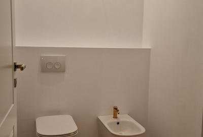 Apartament cu 10 camere decomandat în Mihai Bravu - 22