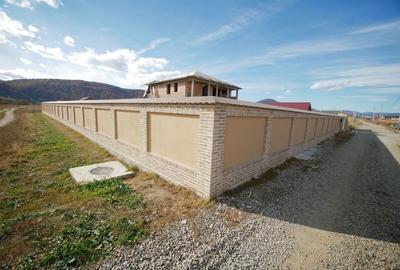 Casă cu 6 camere cu Canalizare în Dumbrava Roșie