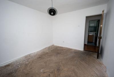 Apartament cu 2 camere decomandat în Neptun - 2