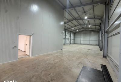 Spațiu comercial, de 440 mp, în Domnești