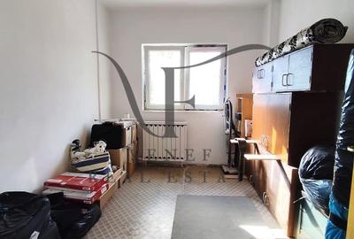 Apartament cu 3 camere semidecomandat în Tei - 2