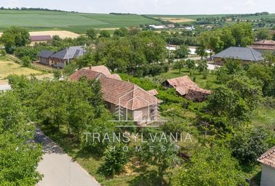 Casă individuală cu 5 camere cu Canalizare în Colonia - 2