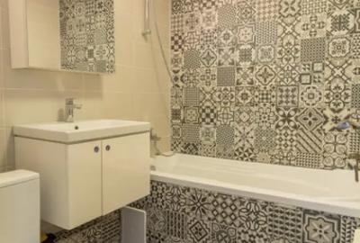 Apartament cu 3 camere decomandat în Vitan
