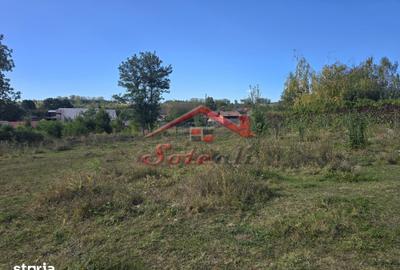 Teren de 3750 mp, în Central