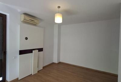 Apartament cu 4 camere decomandat, mobilat în Braytim - 28