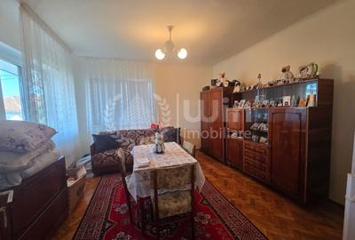 Casă individuală cu 3 camere cu Canalizare în Dâmbul Rotund - 2