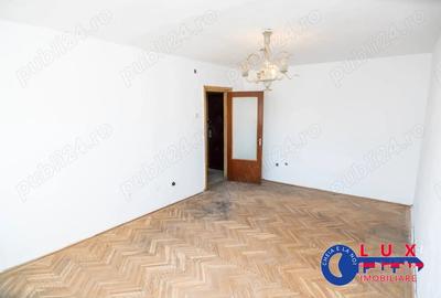 Apartament cu 2 camere decomandat în Babadag