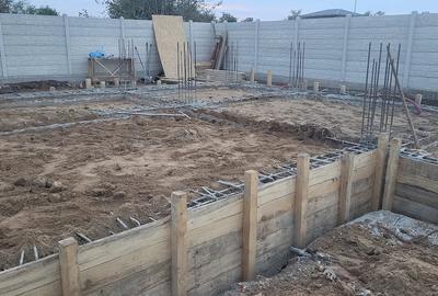 Casă cu Teren 331 Mp în Central