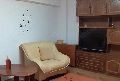 Apartament cu 2 camere decomandat în Republicii - 5