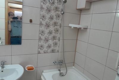 Garsonieră decomandată în Dosu Bricii