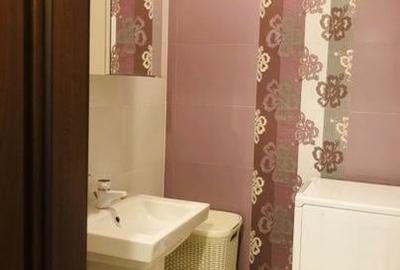 Apartament cu 4 camere decomandat, mobilat în Moșilor
