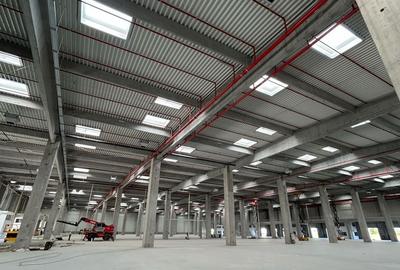 Spațiu comercial, de 2,500 mp, în Nord