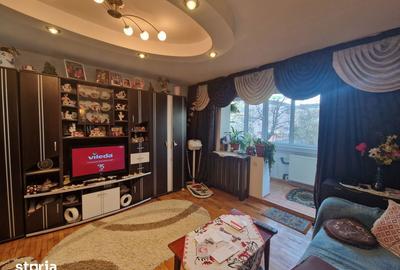 Apartament cu 3 camere decomandat în Bogdan Vodă