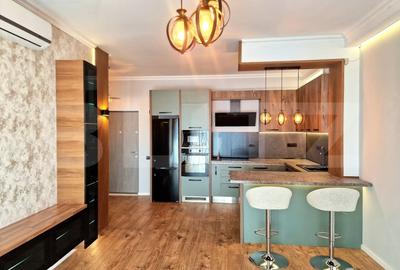 Apartament cu 2 camere semidecomandat, mobilat în Florești